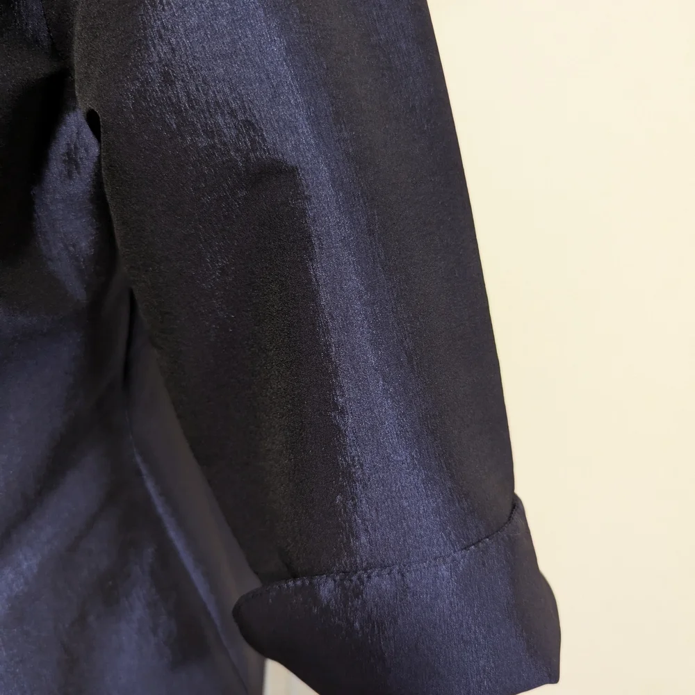 Elegant Ruffled Blazer - Picture 6 of 9